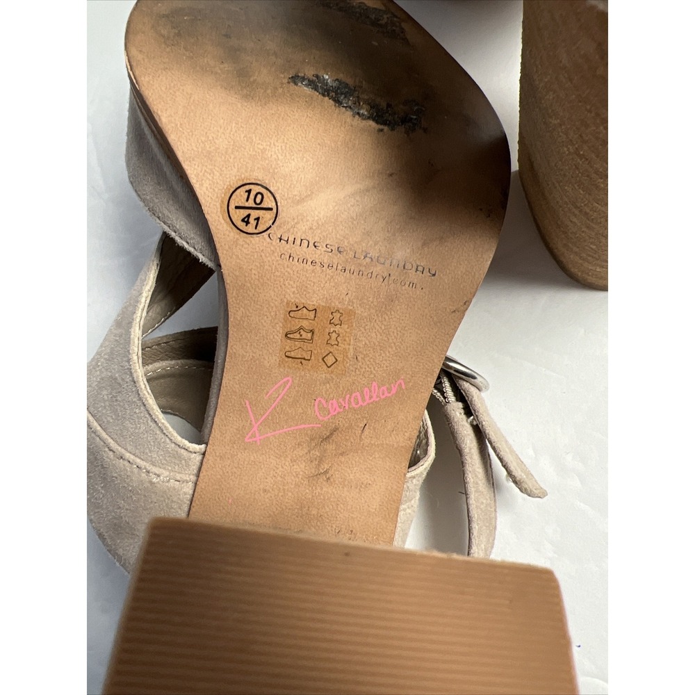 Kristen Cavallari By Chinese Laundry Laura Suede Chunky Heal Sandal Size 10 Y2K - Picture 5 of 8